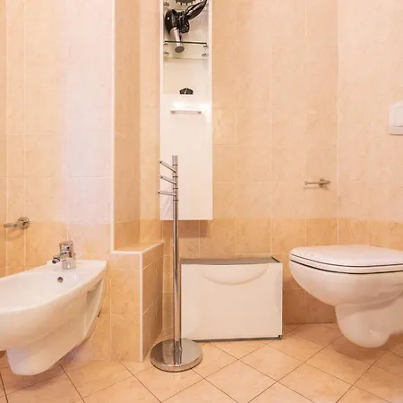 Zia Lina Apartament Dongo